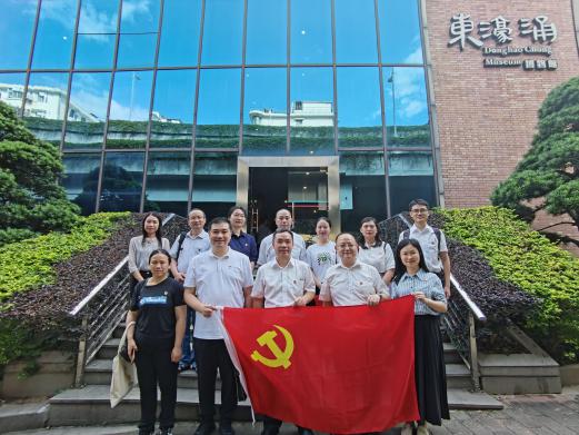 東濠.jpg